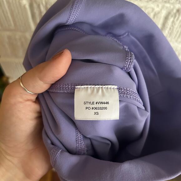 Vuori The Studio Pocket Legging Athletic Workout Ultraviolet Purple Rare HTF XS - Picture 8 of 8